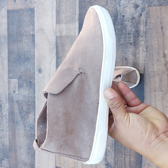 DV By Dolce Vida Roselyn Suede High Top Sneakers Chukka style pull on sz 8 women - Picture 2 of 15